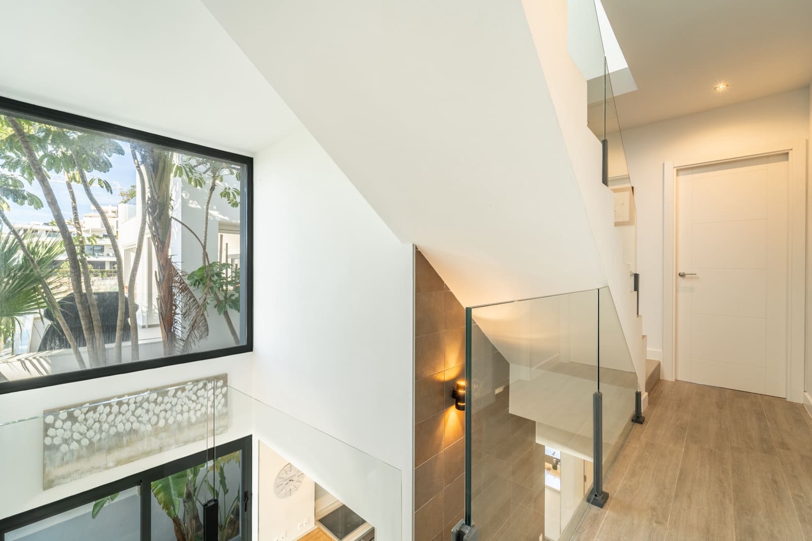 4 bedroom Villa for sale in Marbella with pool garage - € 1,595,000 (Ref: 9494351)