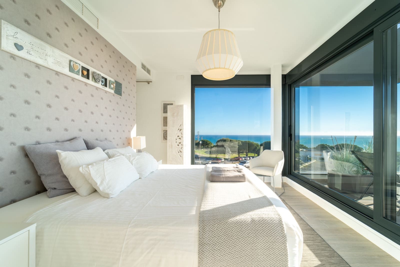 4 sypialnia Willa na sprzedaż w Marbella z basenem garażem - 1 595 000 € (Ref: 9494351)