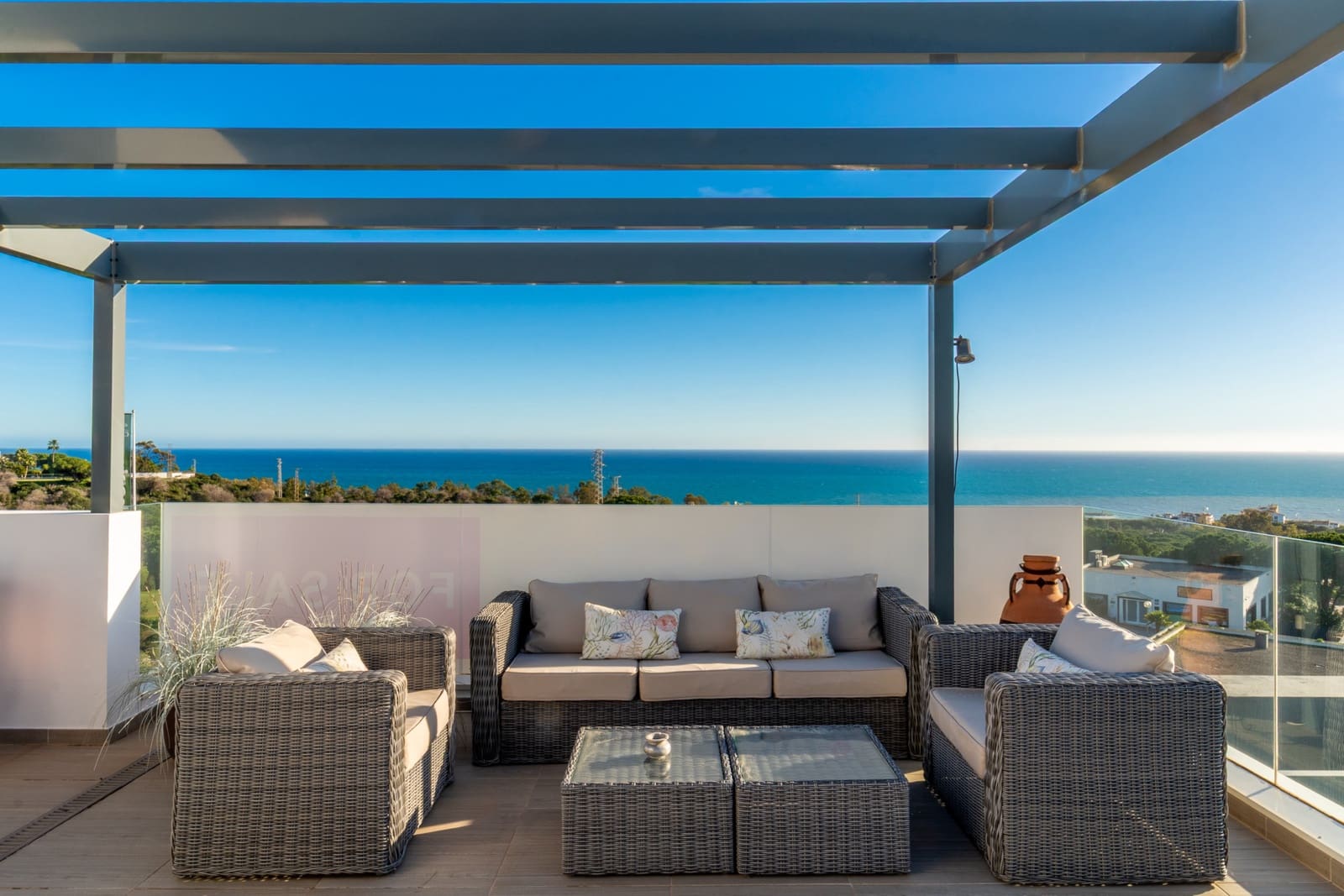 4 sypialnia Willa na sprzedaż w Marbella z basenem garażem - 1 595 000 € (Ref: 9494351)