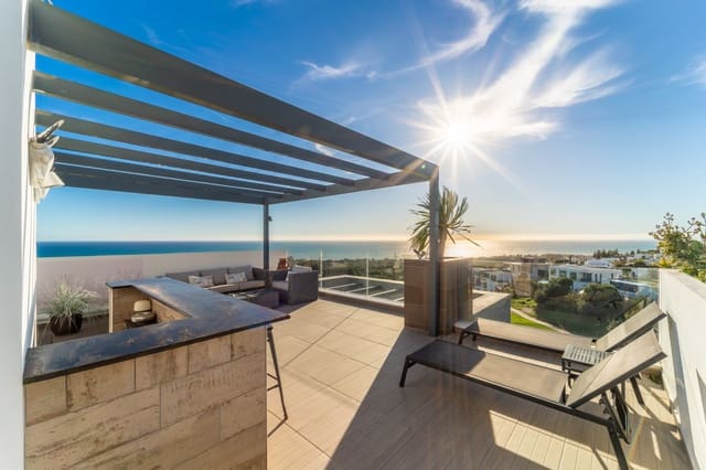 4 slaapkamer Villa te koop in Marbella met zwembad garage - € 1.595.000 (Ref: 9494351)