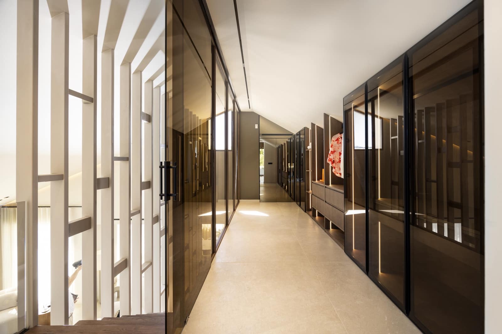 5 bedroom Villa for sale in Marbella with pool garage - € 4,999,500 (Ref: 9494352)