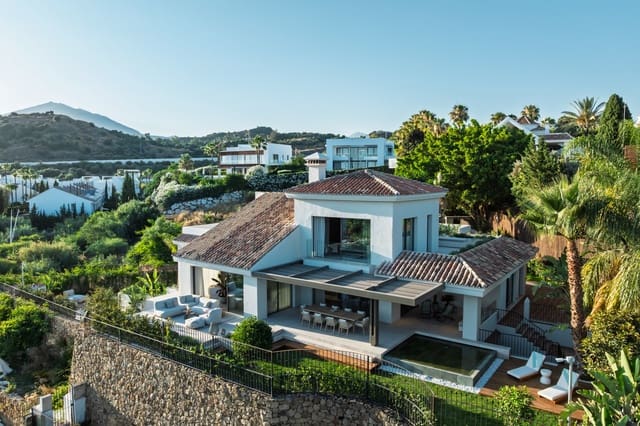 5 Zimmer Villa zu verkaufen in Marbella mit Pool Garage - 4.999.500 € (Ref: 9494352)