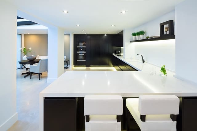 5 chambre Villa/Maison à vendre à Nueva Andalucia, Marbella avec piscine garage - 4 495 000 € (Ref: 9496996)