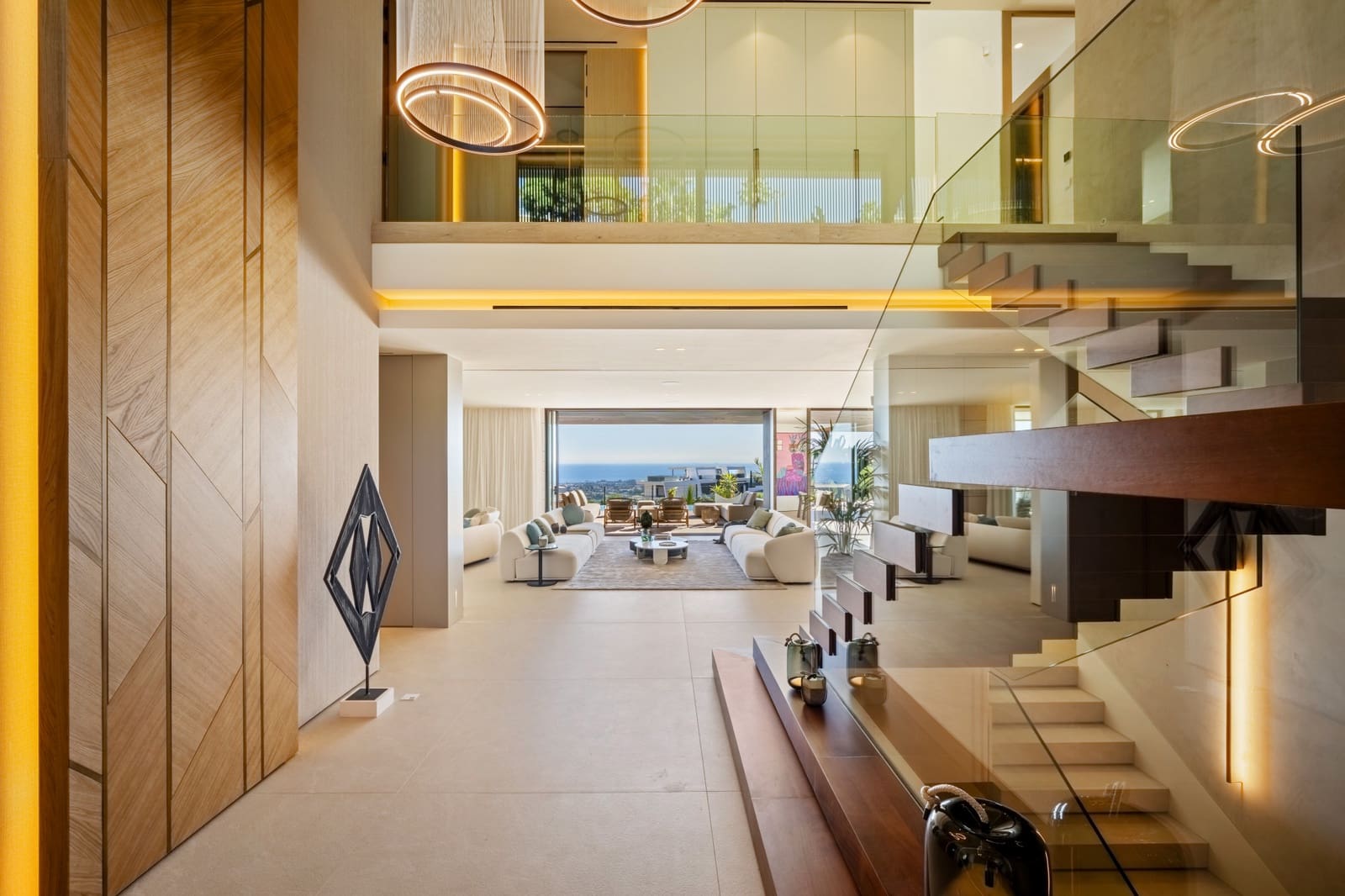 6 bedroom Villa for sale in Benahavis with pool garage - € 8,450,000 (Ref: 9502095)