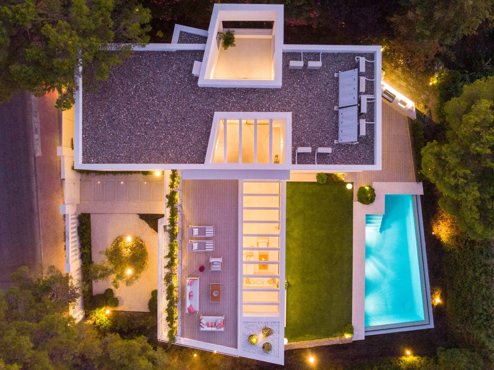 5 sovrum Villa för semesterbostäder i Nueva Andalucia med pool garage - 13 000 € (Ref: 9503392)