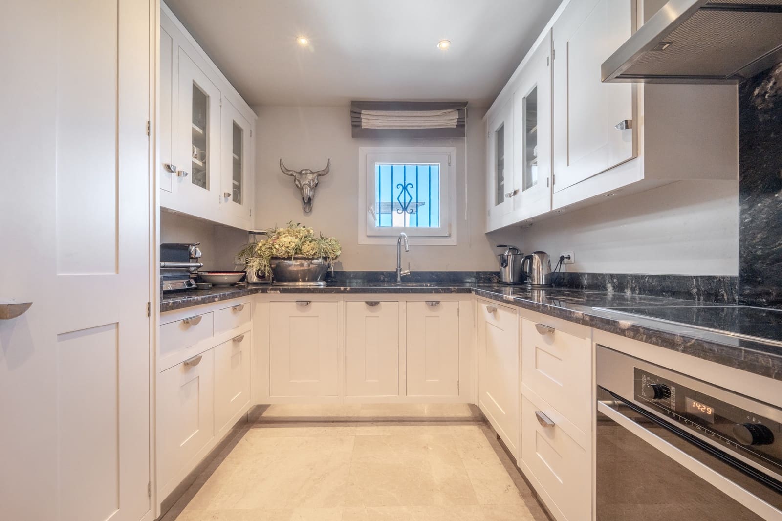 2 chambre Penthouse à vendre à Marbella avec piscine garage - 2 900 000 € (Ref: 9508658)