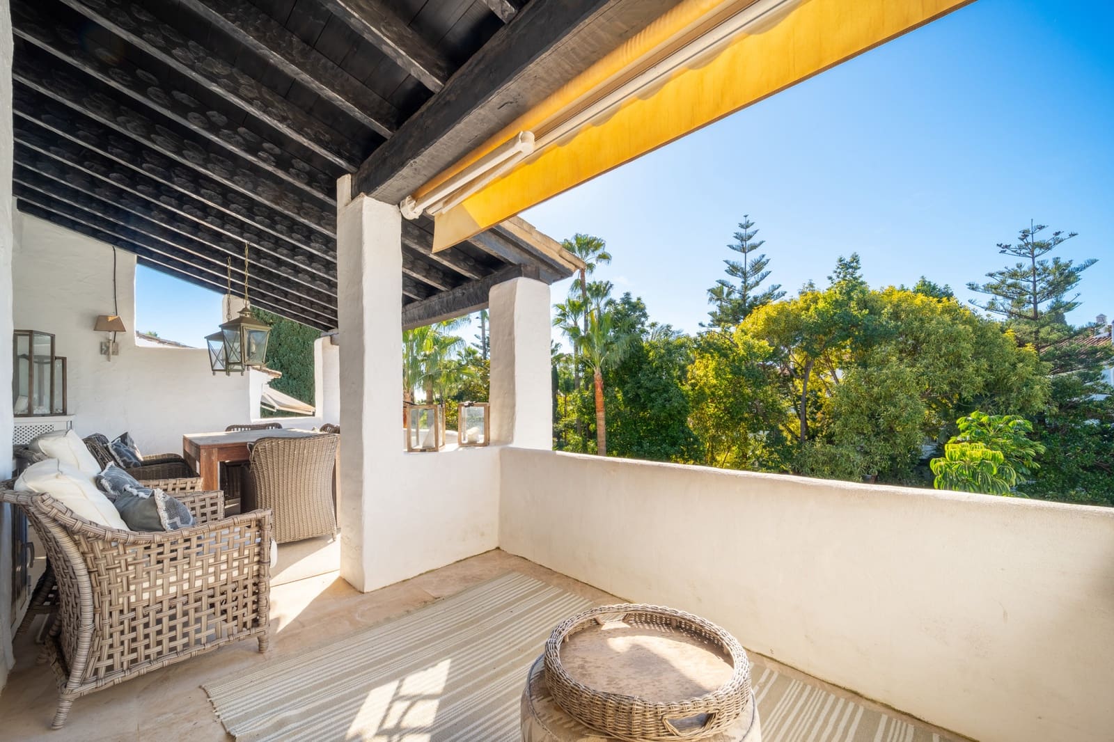 2 soveværelse Penthouse til salg i Marbella med swimmingpool garage - € 2.900.000 (Ref: 9508658)