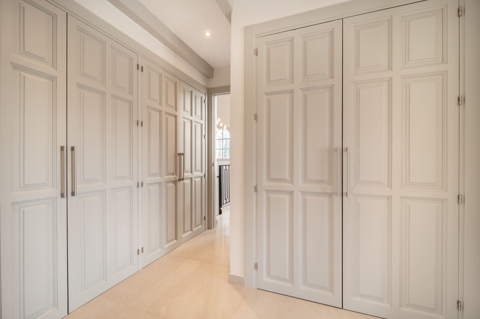 6 bedroom Villa for sale in Marbella with pool garage - € 4,500,000 (Ref: 9513303)