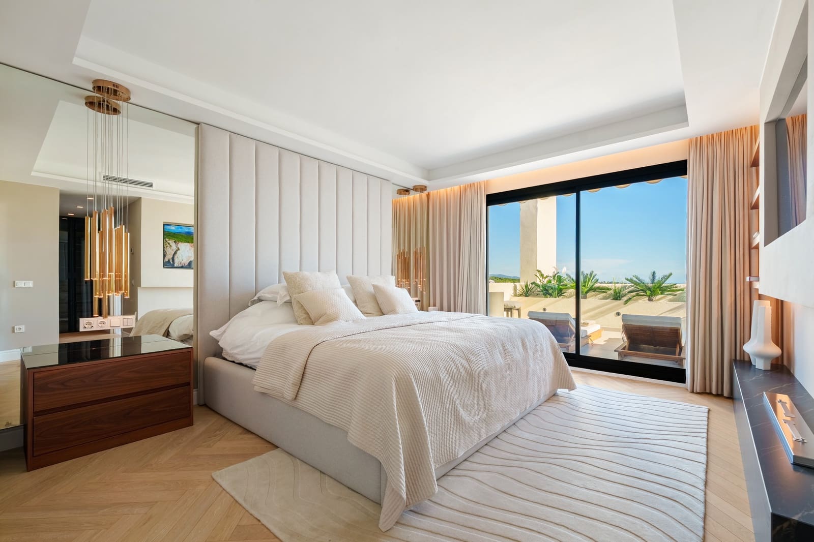 Ático de 3 habitaciones en Marbella en venta con piscina garaje - 2.650.000 € (Ref: 9524110)