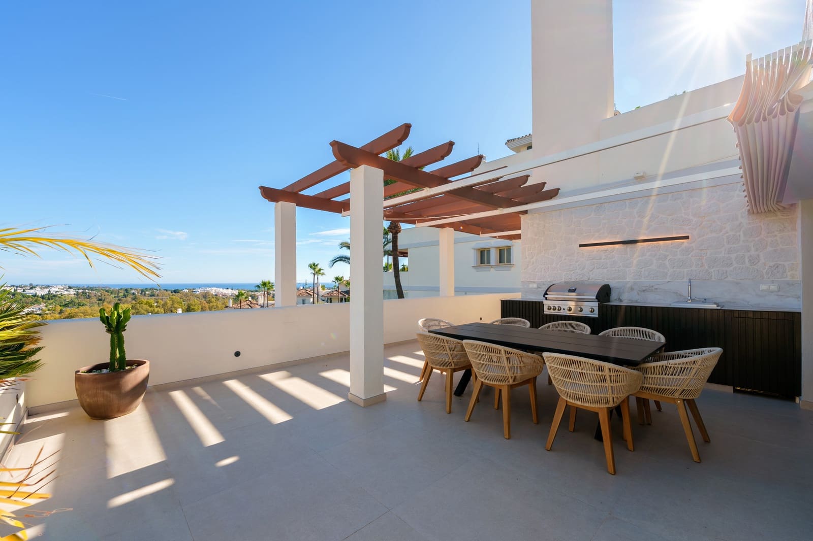 Ático de 3 habitaciones en Marbella en venta con piscina garaje - 2.650.000 € (Ref: 9524110)