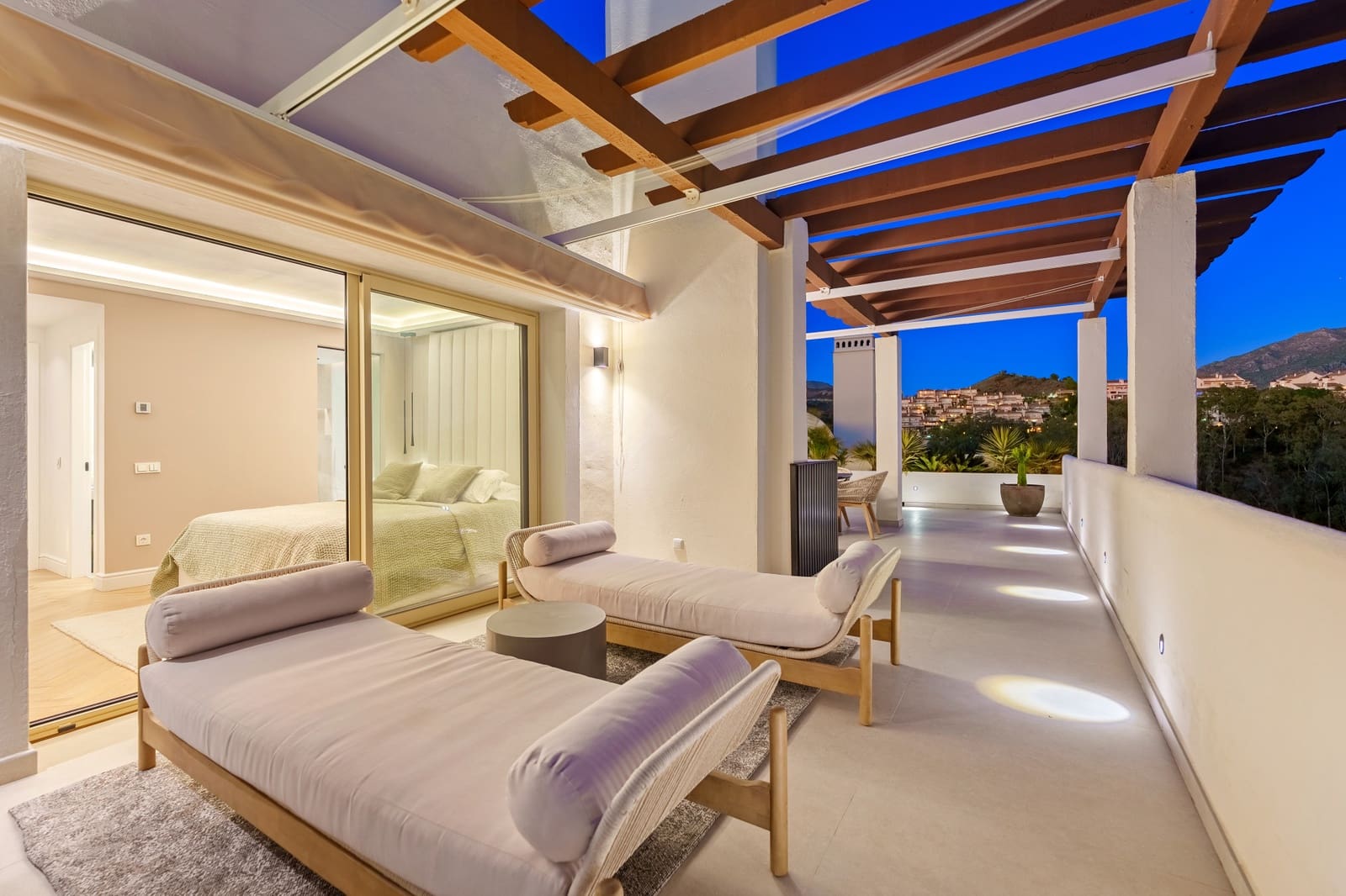 Ático de 3 habitaciones en Marbella en venta con piscina garaje - 2.650.000 € (Ref: 9524110)