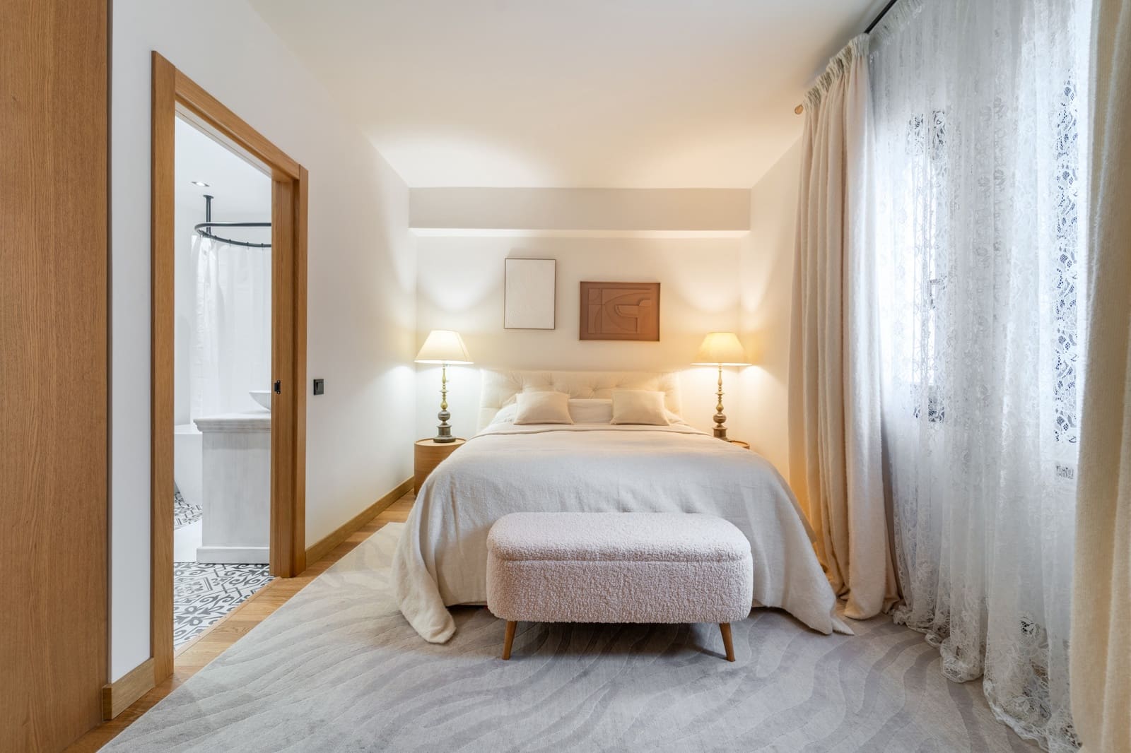 2 bedroom Apartment for sale in Marbella with pool garage - € 1,100,000 (Ref: 9540956)