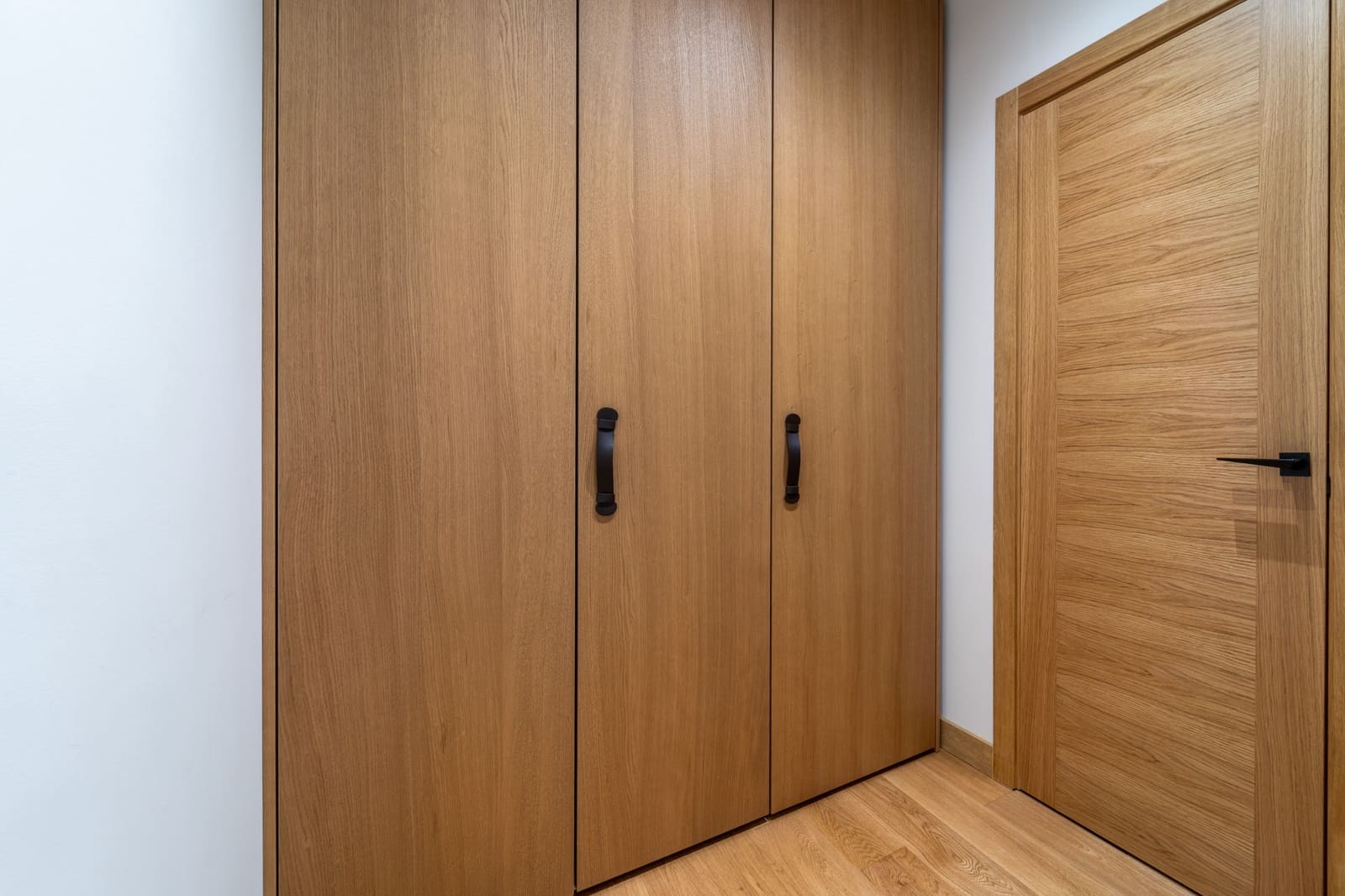 2 bedroom Apartment for sale in Marbella with pool garage - € 1,100,000 (Ref: 9540956)