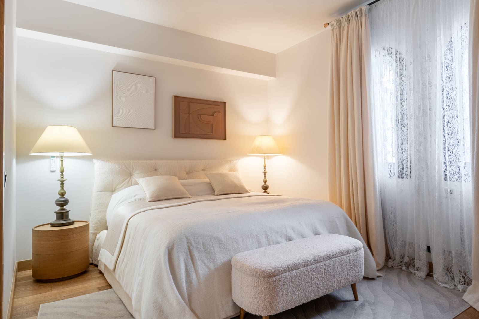 2 bedroom Apartment for sale in Marbella with pool garage - € 1,100,000 (Ref: 9540956)