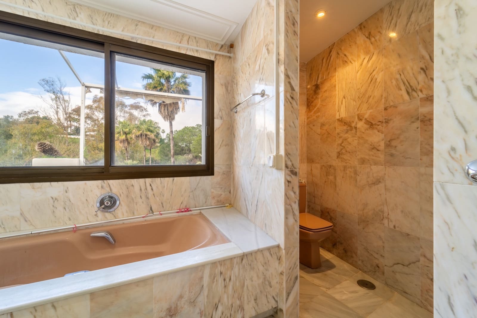 3 slaapkamer Appartement te koop in Marbella met zwembad garage - € 890.000 (Ref: 9564948)