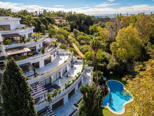 3 sypialnia Apartament na sprzedaż w Marbella z basenem garażem - 890 000 € (Ref: 9564948)