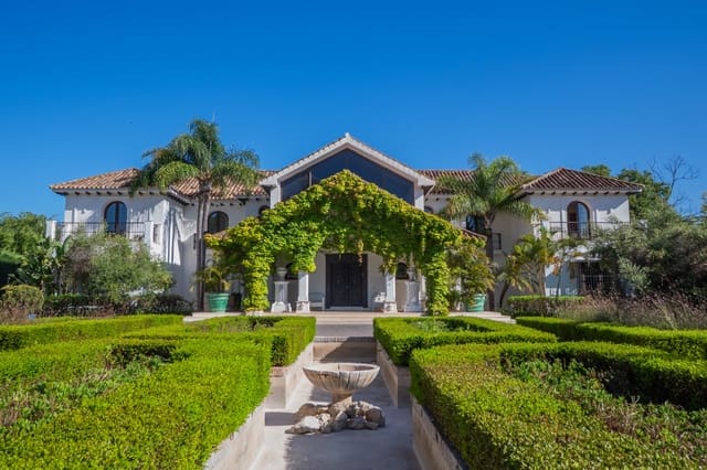 8 Zimmer Villa zu verkaufen in El Paraiso, Estepona mit Pool Garage - 11.900.000 € (Ref: 9568313)