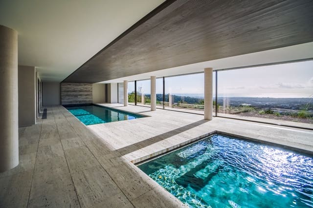 7 soverom Villa til salgs i Sotogrande, San Roque med svømmebasseng garasje - € 14 900 000 (Ref: 9574432)