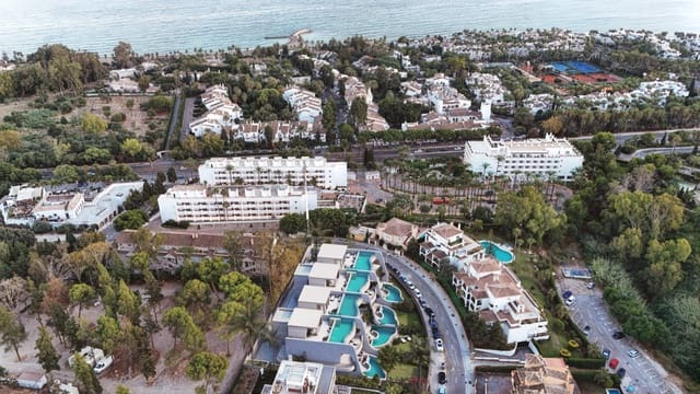 4 soveværelse Lejlighed til salg i Golden Mile, Marbella med swimmingpool garage - € 3.450.000 (Ref: 9594906)