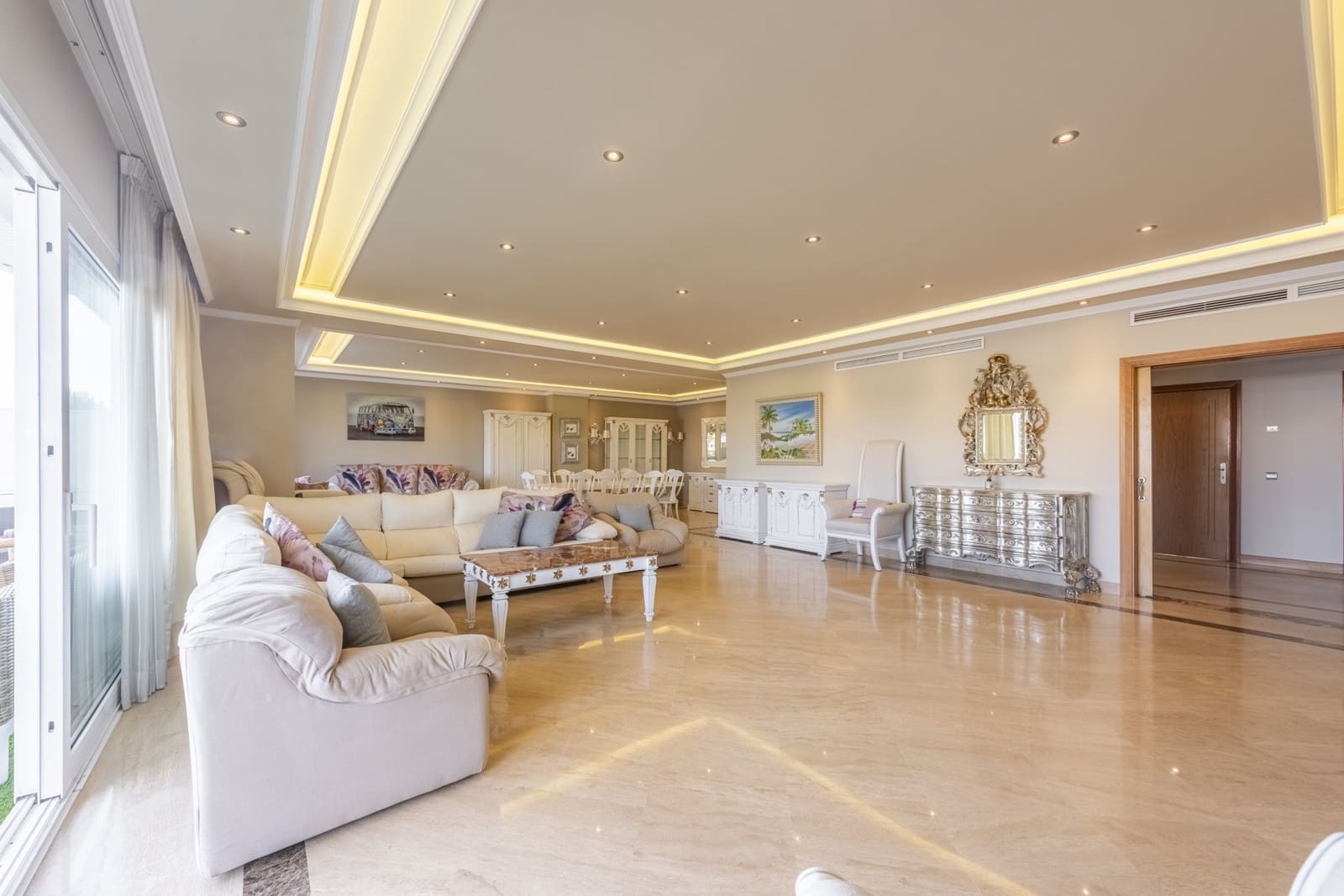 4 slaapkamer Penthouse te koop in Marbella met zwembad garage - € 3.950.000 (Ref: 9594907)