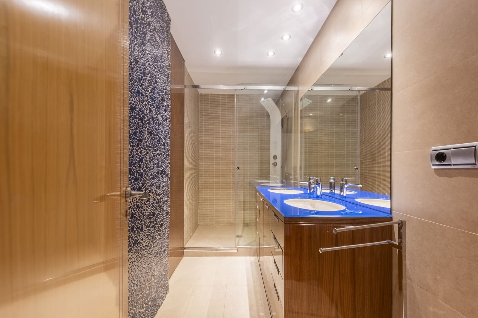 4 slaapkamer Penthouse te koop in Marbella met zwembad garage - € 3.950.000 (Ref: 9594907)