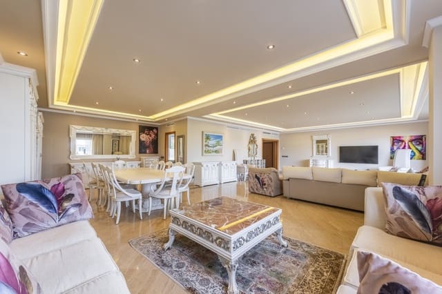 4 slaapkamer Penthouse te koop in Marbella met zwembad garage - € 3.950.000 (Ref: 9594907)