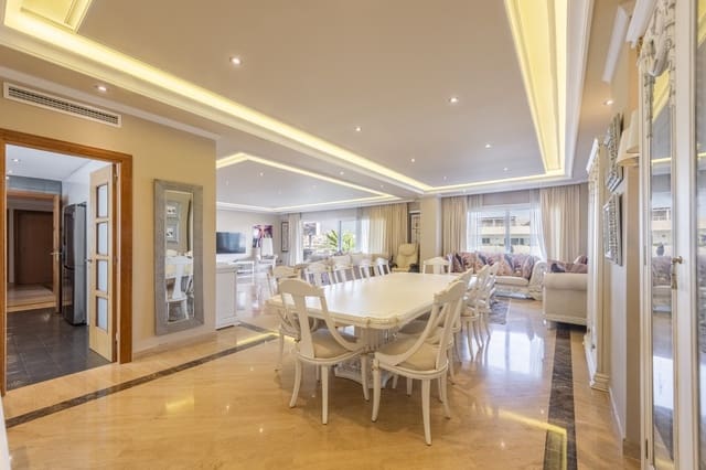 4 slaapkamer Penthouse te koop in Marbella met zwembad garage - € 3.950.000 (Ref: 9594907)