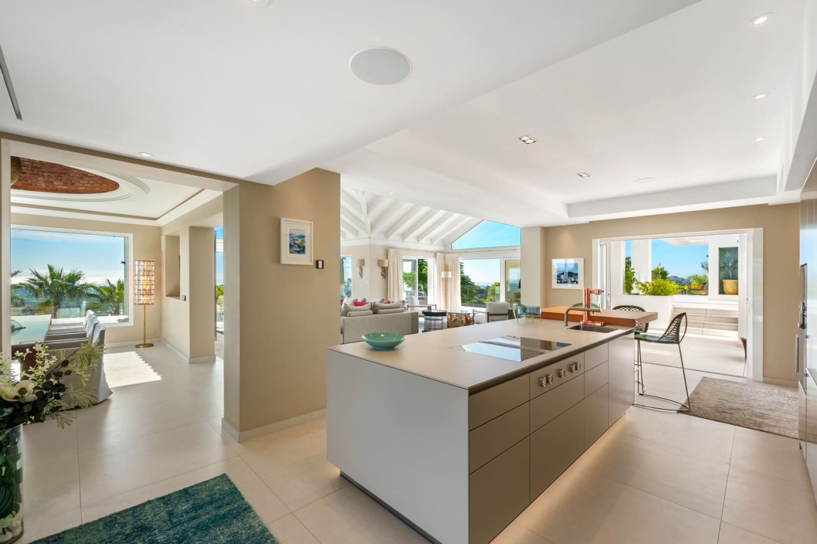 9 makuuhuone Huvila myytävänä paikassa Benahavis mukana uima-altaan 
autotalli - 8 250 000 € (Ref: 9594908)