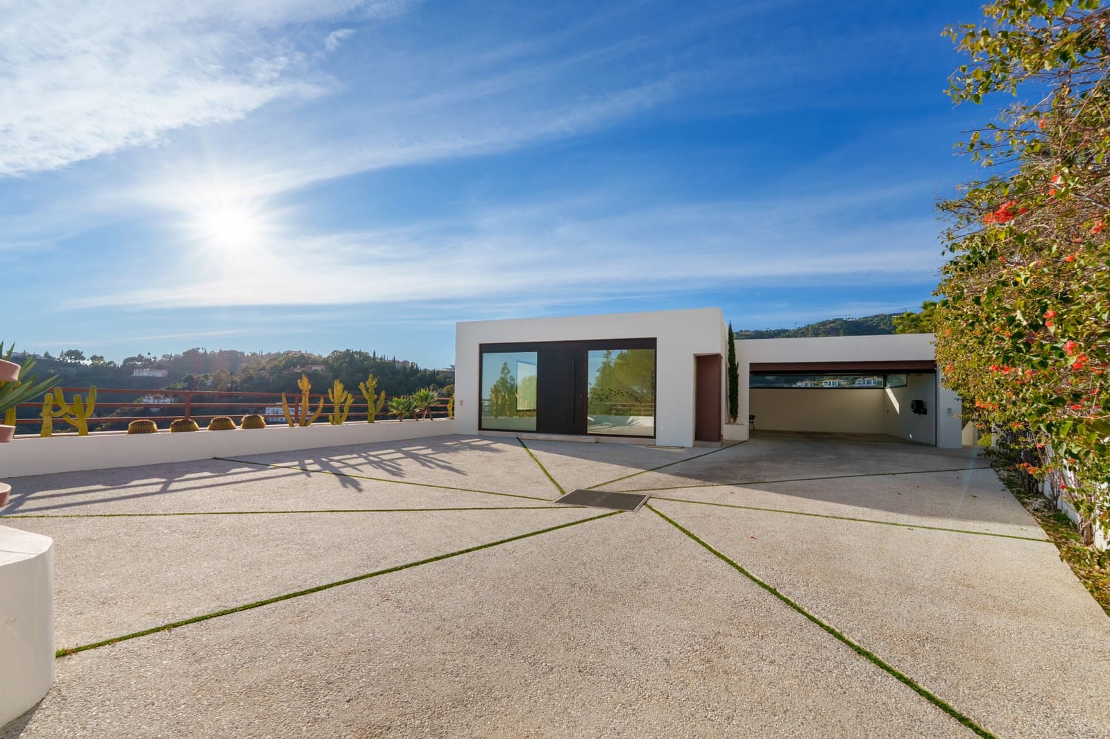 5 bedroom Villa for sale in El Madronal with pool garage - € 8,995,000 (Ref: 9604842)