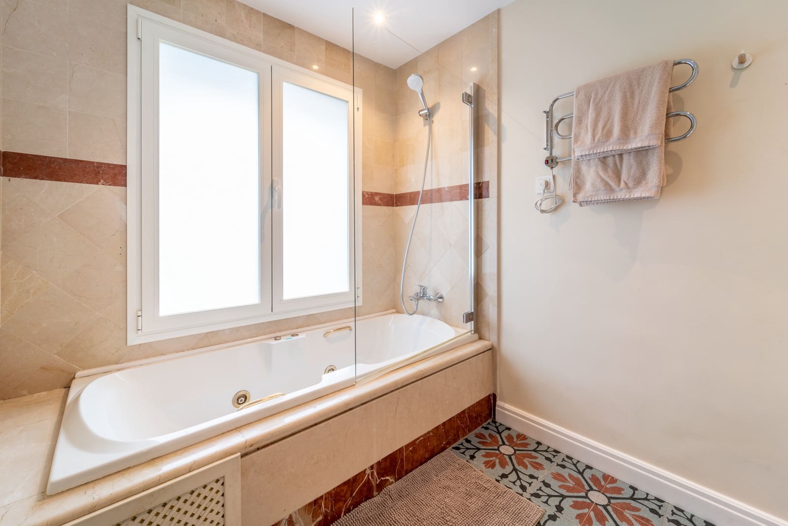 4 slaapkamer Villa te koop in Marbella met zwembad garage - € 2.490.000 (Ref: 9604843)