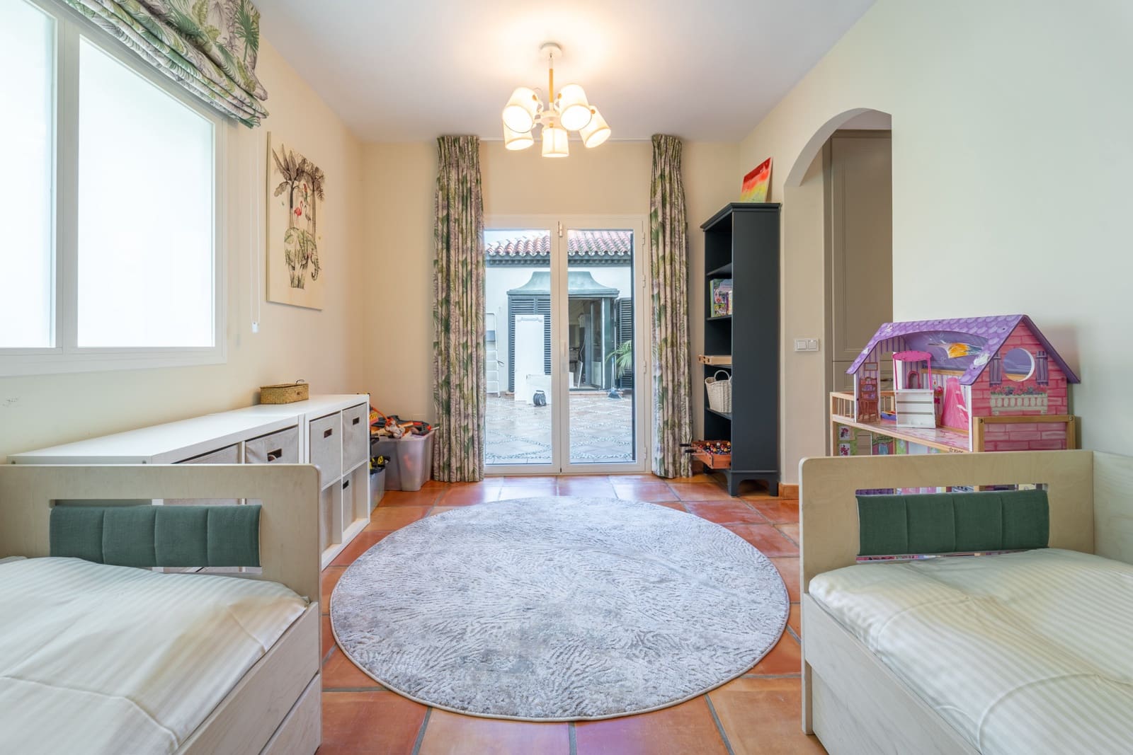 4 slaapkamer Villa te koop in Marbella met zwembad garage - € 2.490.000 (Ref: 9604843)