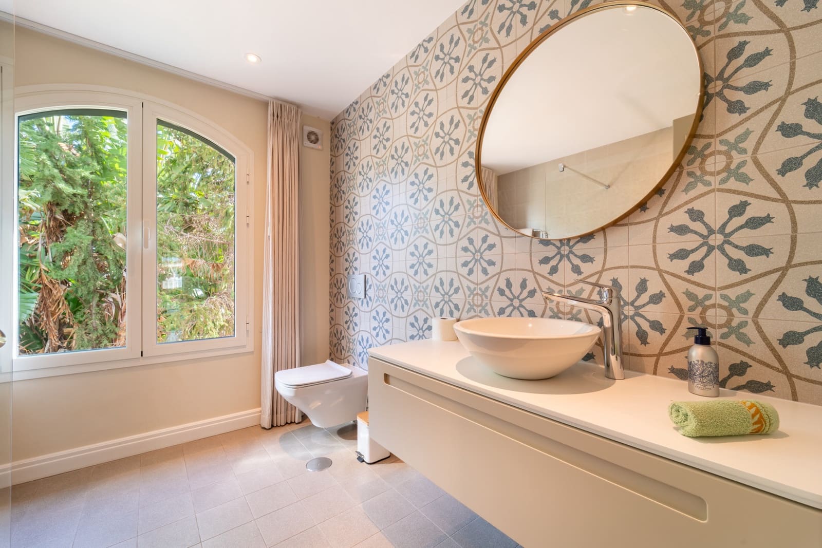 4 slaapkamer Villa te koop in Marbella met zwembad garage - € 2.490.000 (Ref: 9604843)