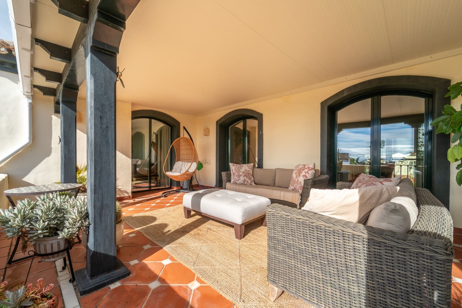 4 slaapkamer Villa te koop in Marbella met zwembad garage - € 2.490.000 (Ref: 9604843)
