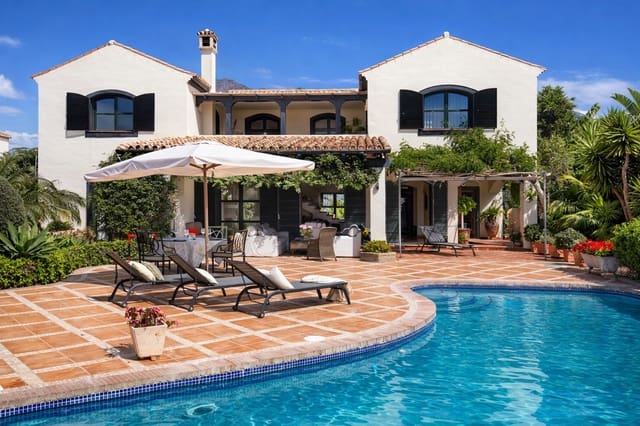 4 bedroom Villa for sale in Marbella with pool garage - € 2,490,000 (Ref: 9604843)