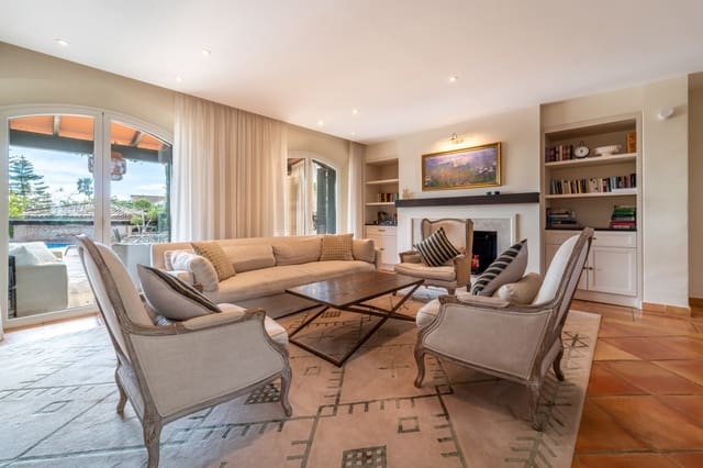 4 bedroom Villa for sale in Marbella with pool garage - € 2,490,000 (Ref: 9604843)