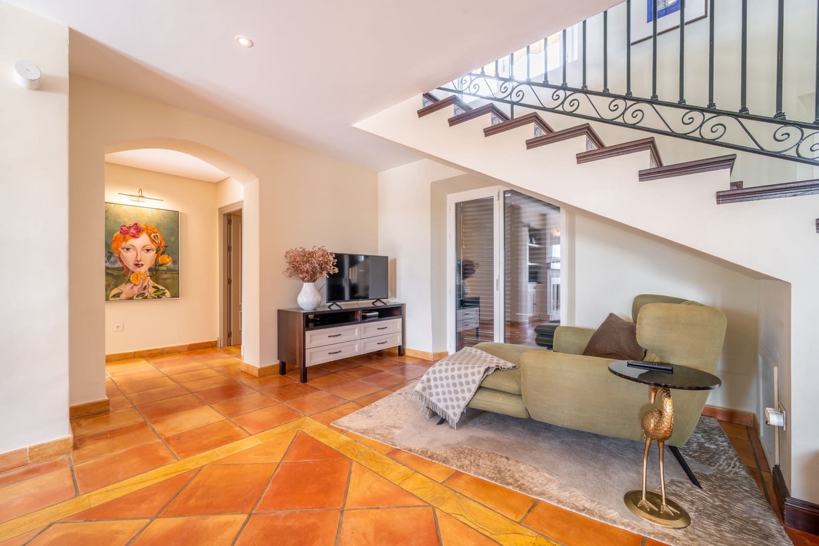 4 bedroom Villa for sale in Marbella with pool garage - € 2,490,000 (Ref: 9604843)
