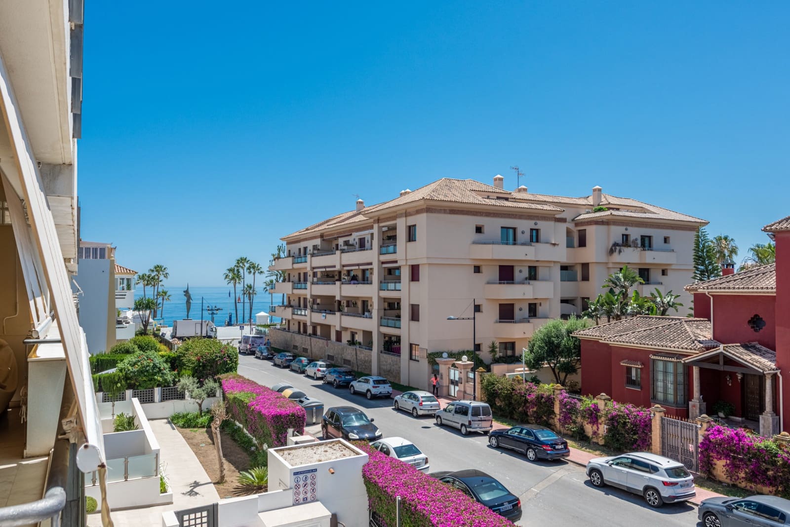 2 makuuhuone Huoneisto vuokrattavana paikassa San Pedro de Alcantara mukana uima-altaan 
autotalli - 2 500 € (Ref: 9614424)