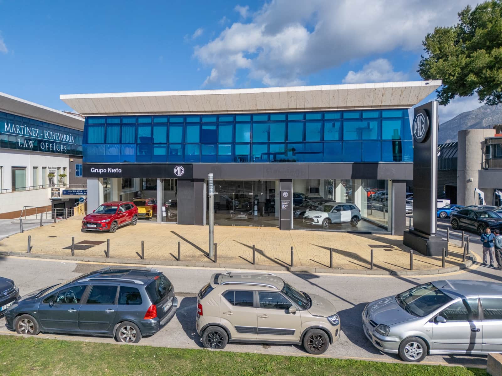 Kaupallinen myytävänä paikassa Puerto Banus mukana 
autotalli - 4 000 000 € (Ref: 9615385)