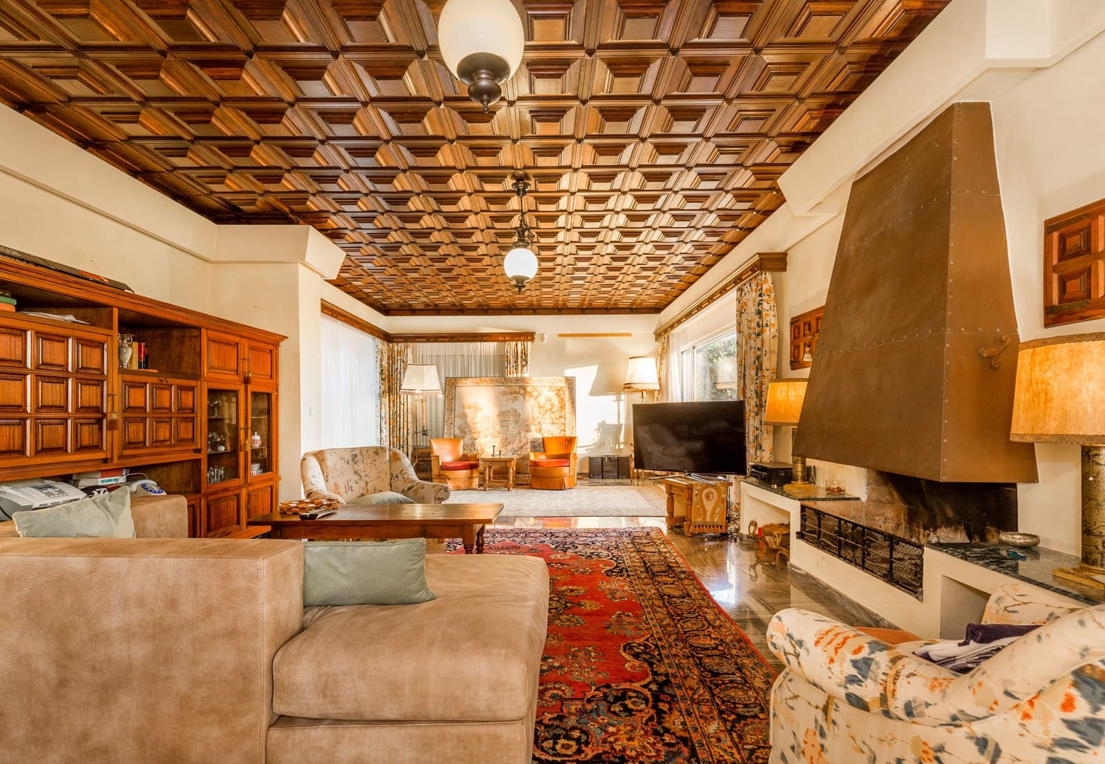 5 bedroom Villa for holiday rental in Marbella with pool garage - € 11,000 (Ref: 9618076)