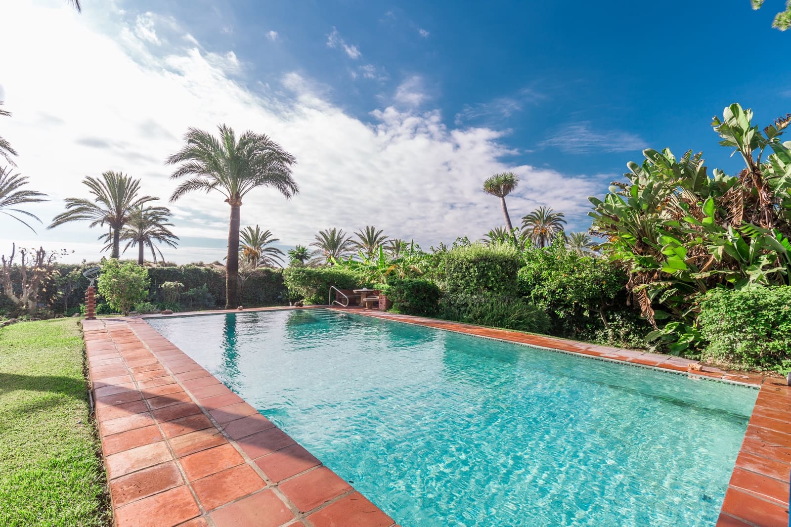 5 camera da letto Villa da affitare come casa vacanza in Marbella con piscina garage - 11.000 € (Rif: 9618076)