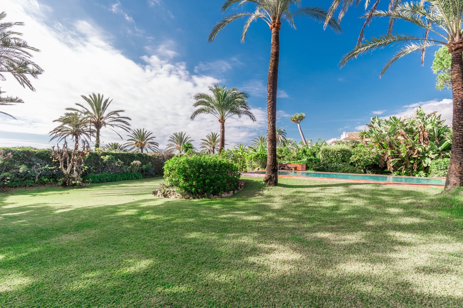 5 camera da letto Villa da affitare come casa vacanza in Marbella con piscina garage - 11.000 € (Rif: 9618076)