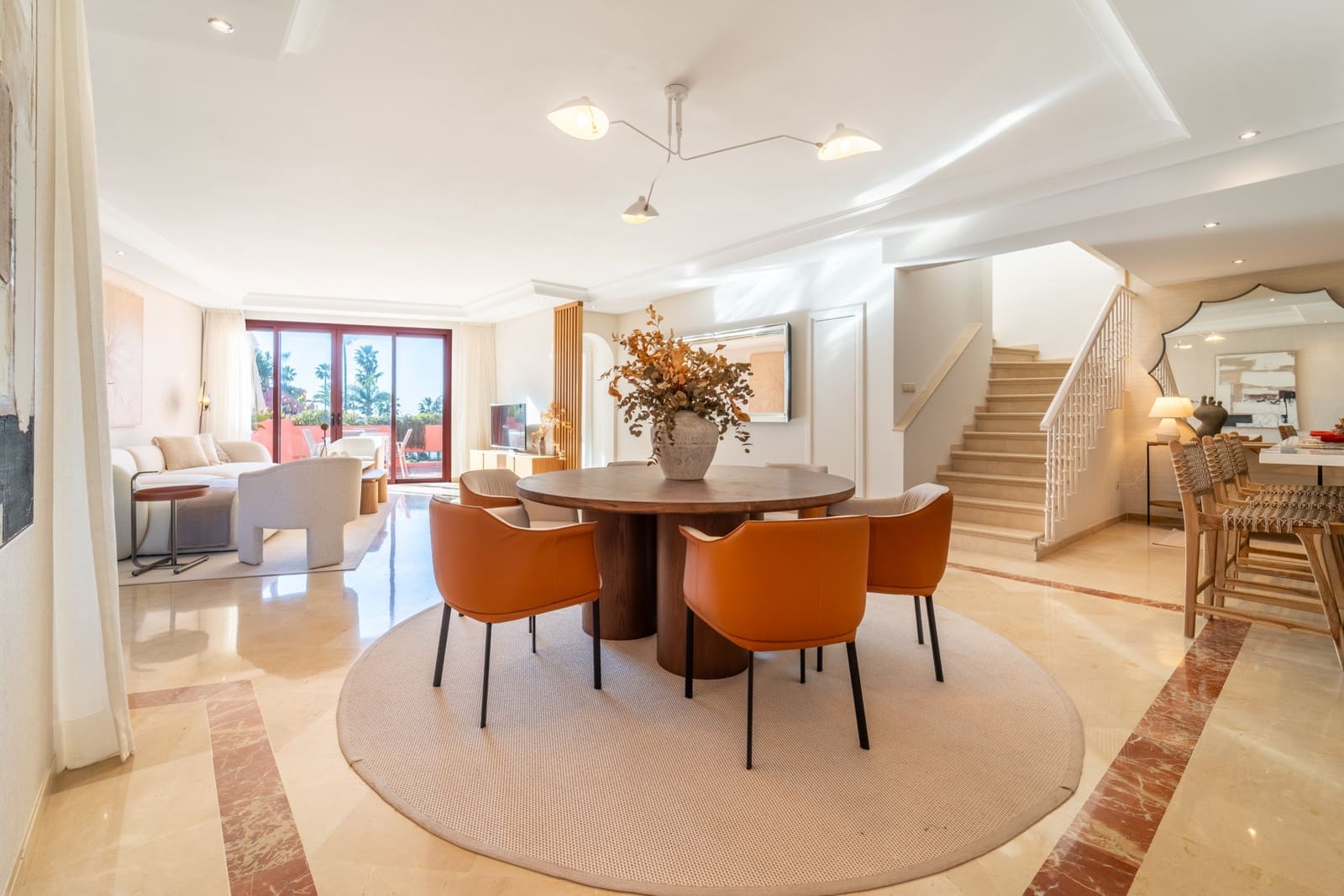 Ático de 3 habitaciones en Estepona en venta con piscina garaje - 1.795.000 € (Ref: 9625505)