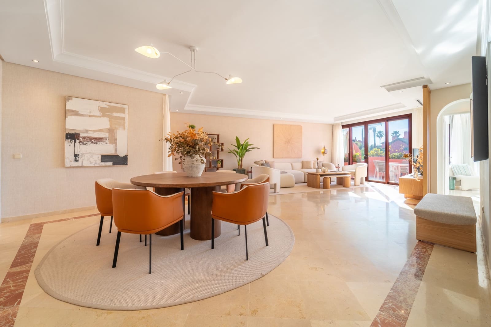 Ático de 3 habitaciones en Estepona en venta con piscina garaje - 1.795.000 € (Ref: 9625505)