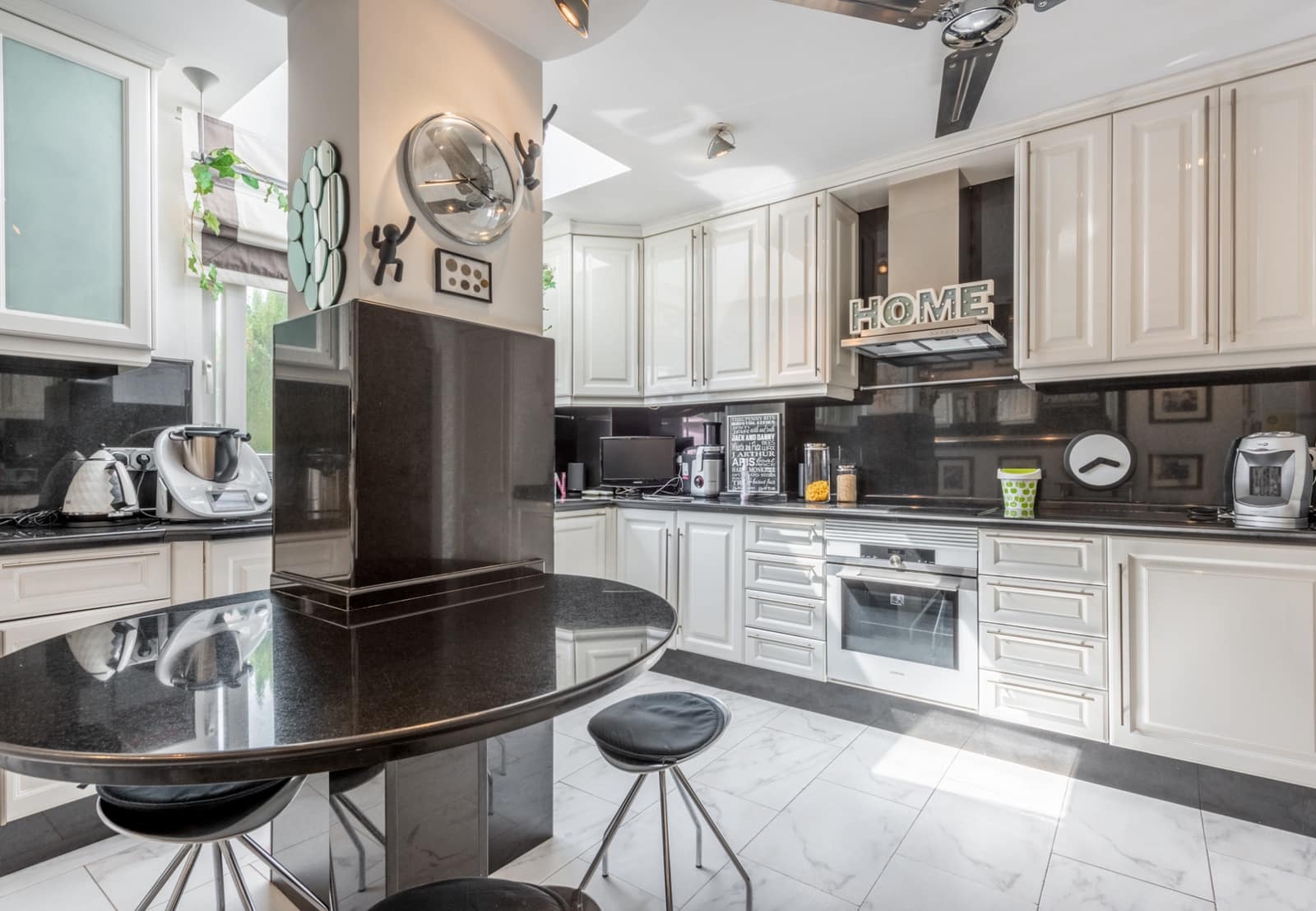 4 camera da letto Villa in vendita in Marbella con piscina garage - 2.990.000 € (Rif: 9629908)