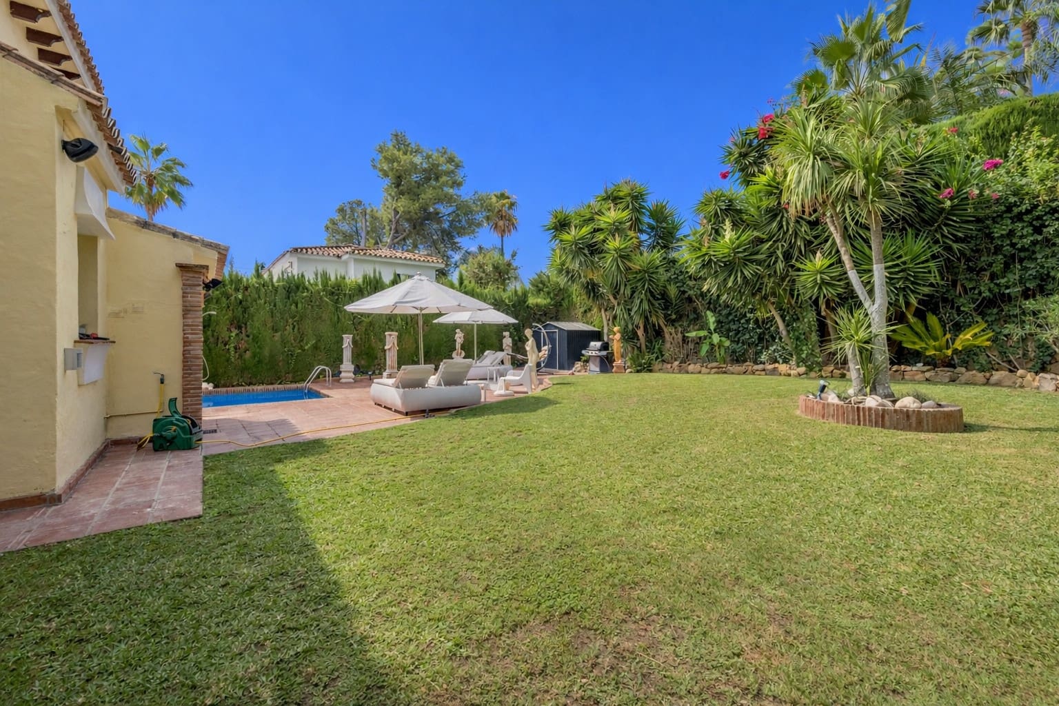 4 sovrum Villa till salu i Marbella med pool garage - 2 990 000 € (Ref: 9629908)