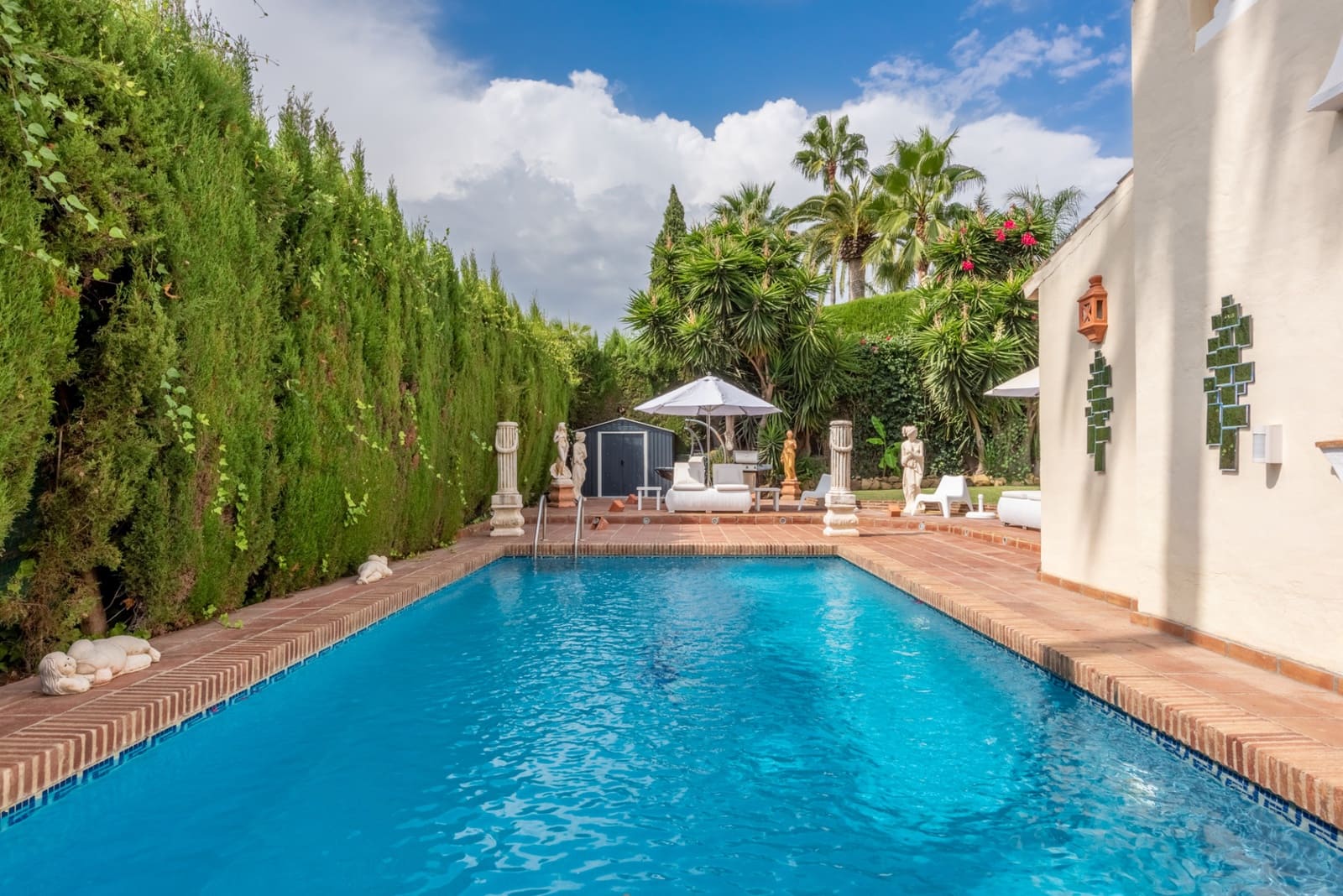 4 sovrum Villa till salu i Marbella med pool garage - 2 990 000 € (Ref: 9629908)