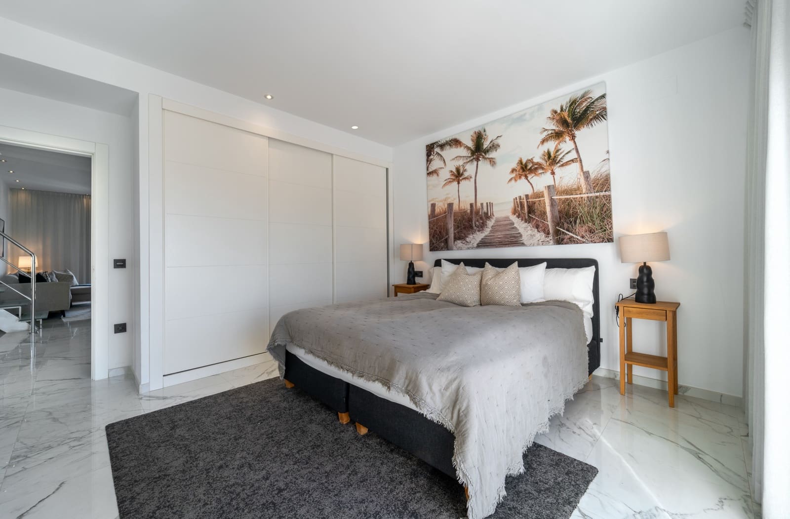 3 sypialnia Penthouse na sprzedaż w Marbella z basenem garażem - 1 595 000 € (Ref: 9647946)