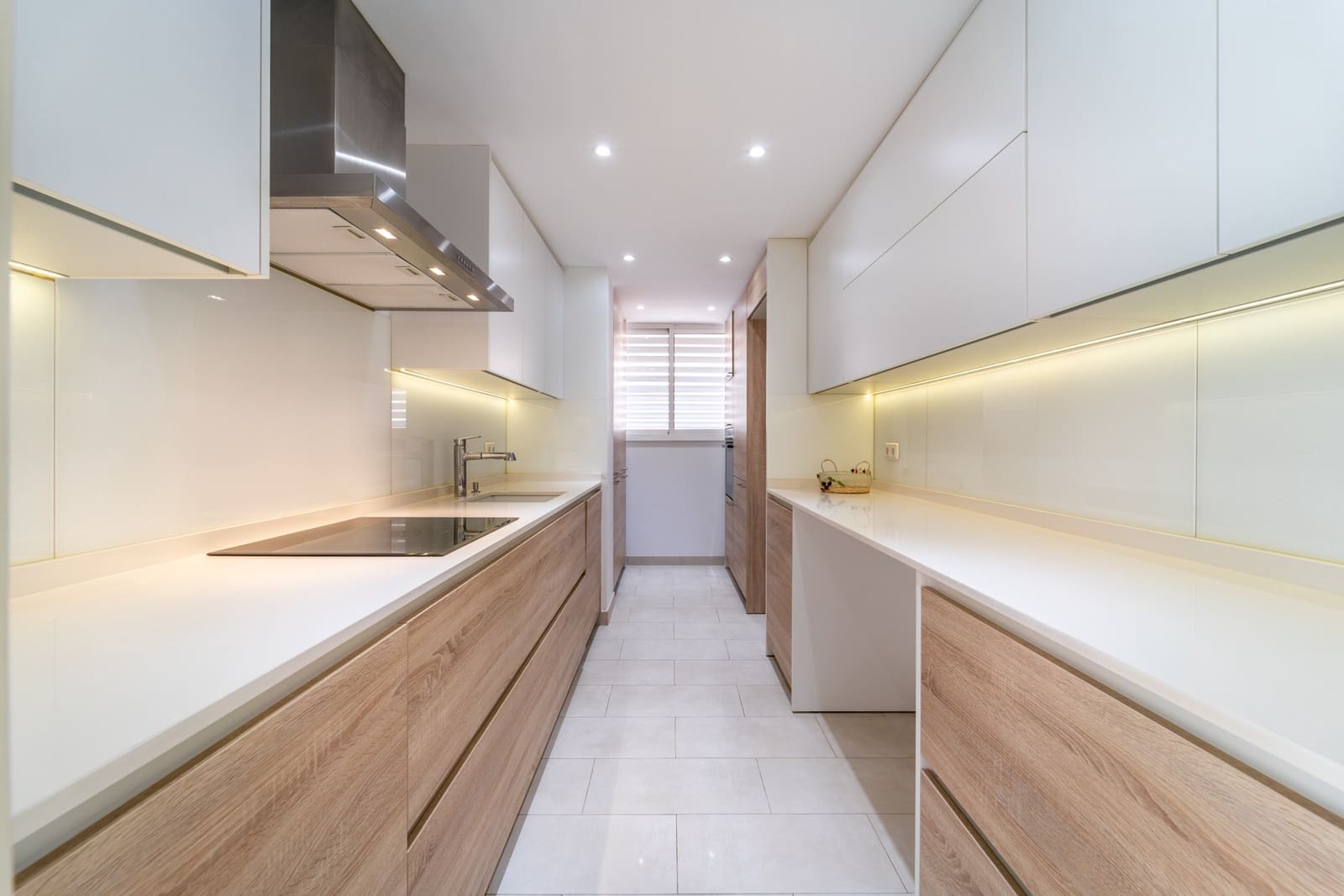 3 sovrum Lägenhet till salu i Marbella med pool garage - 995 000 € (Ref: 9651711)