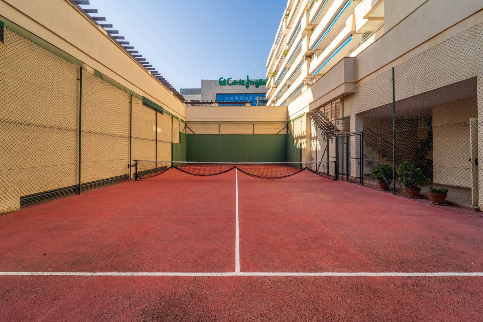 3 sovrum Lägenhet till salu i Marbella med pool garage - 995 000 € (Ref: 9651711)