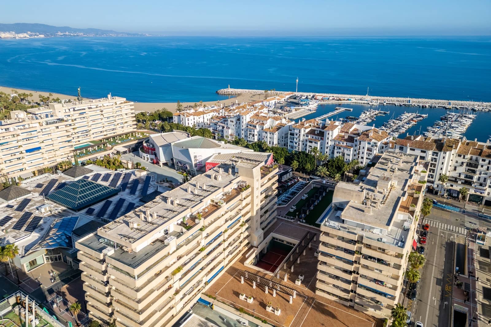 3 makuuhuone Huoneisto myytävänä paikassa Marbella mukana uima-altaan 
autotalli - 880 000 € (Ref: 9651711)